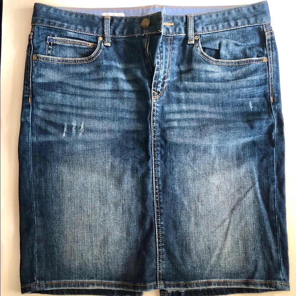 Gap Classic Jean Skirt